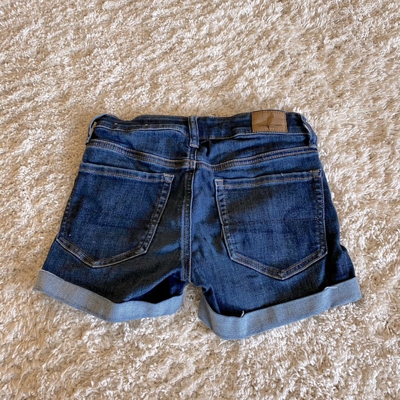 Woman’s Jean shorts - Picture 2 of 2